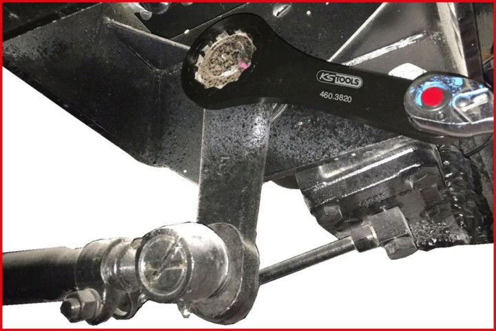 Clé 12p colone direction Iveco
