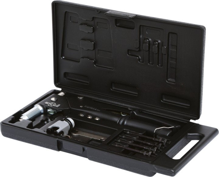 Coffret pince rivets,chevilles