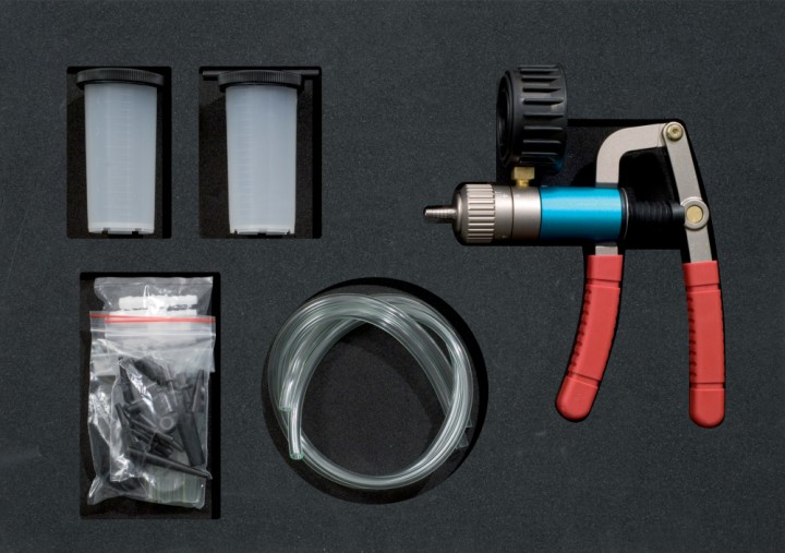 Coffret pompe pression/dépre.