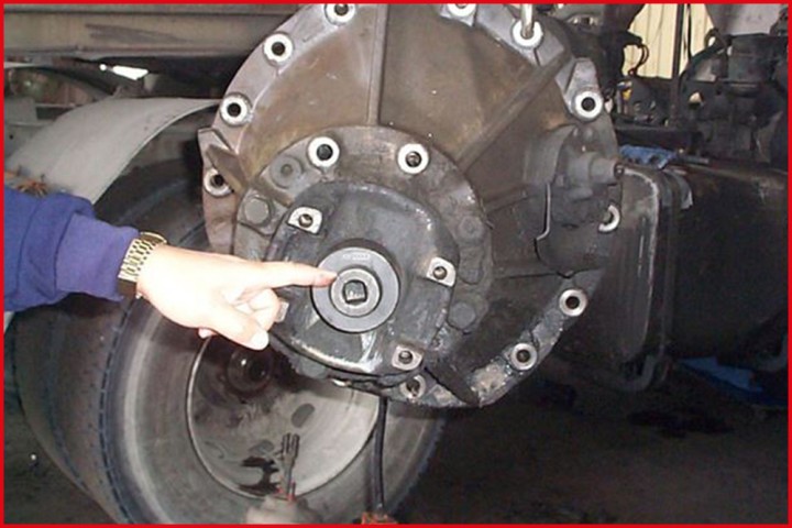 Douille 3/4'' 64/70mm- Scania
