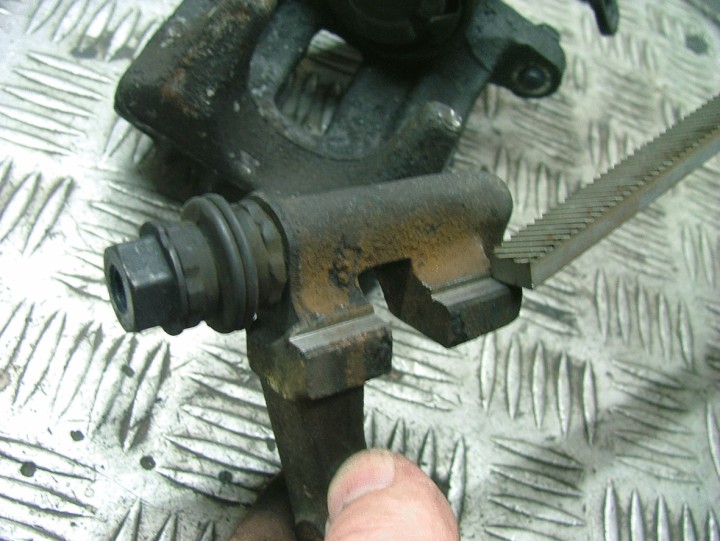 Lime extra-fine - étrier frein