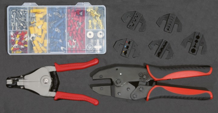 Outils de sertissage/dénudage