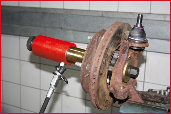 Outils-roulements roue avant