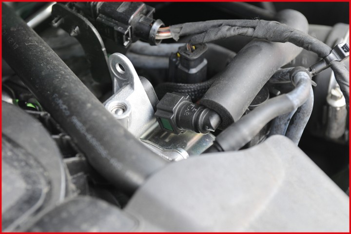 Pince pour durite de carburant