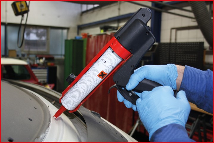Pistolet à cartouche sans tige
