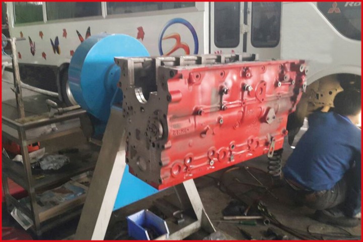 Plaque fixation moteur - DAF
