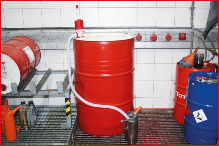 Pompe à fûts produit chimiques