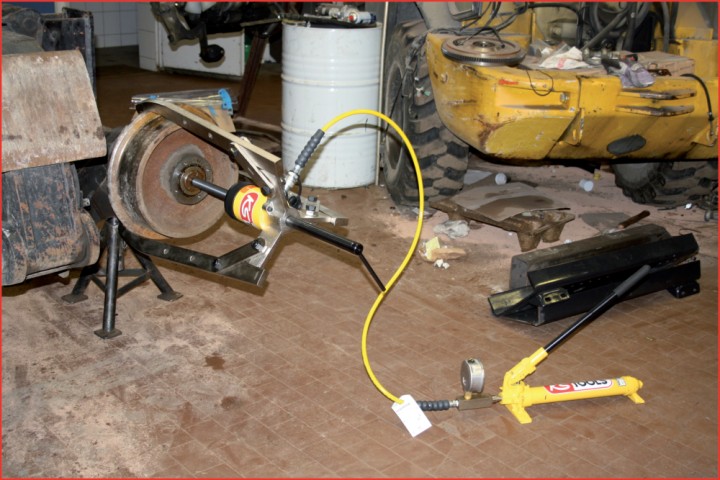 Pompe hydraulique manuelle