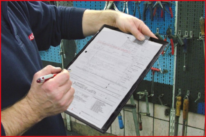 Tablette fiche de travaux noir