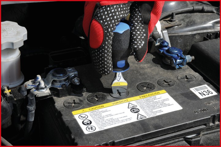 Tournevis bouchons de batterie