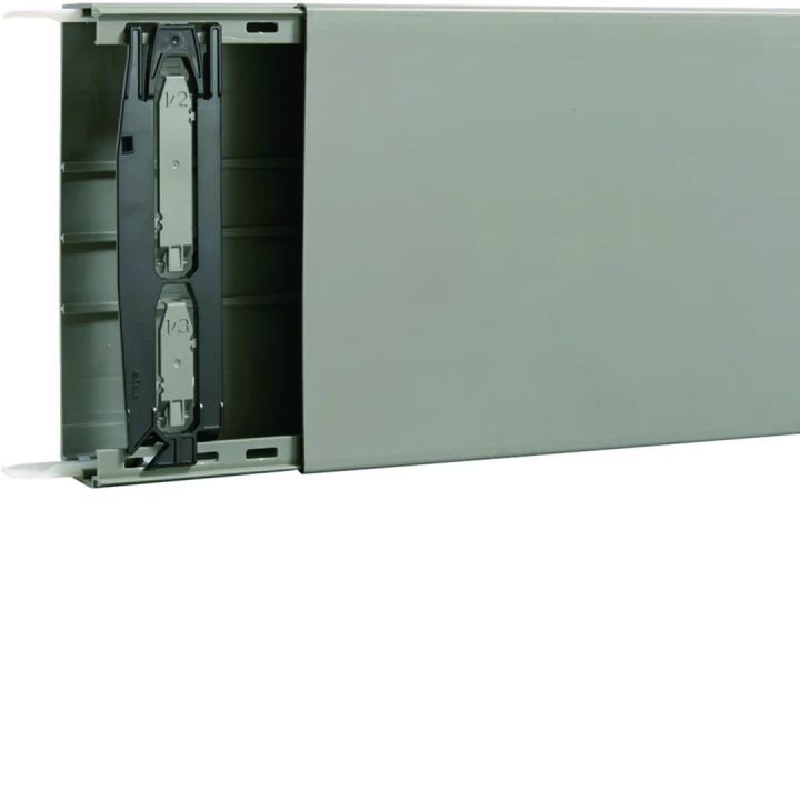 Goulotte Liféa 60X230 RAL 7030 avec éclis. et 2 agrf./mètre