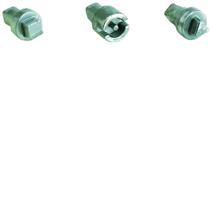 Insert serrure triangle 8mm pour quadro5