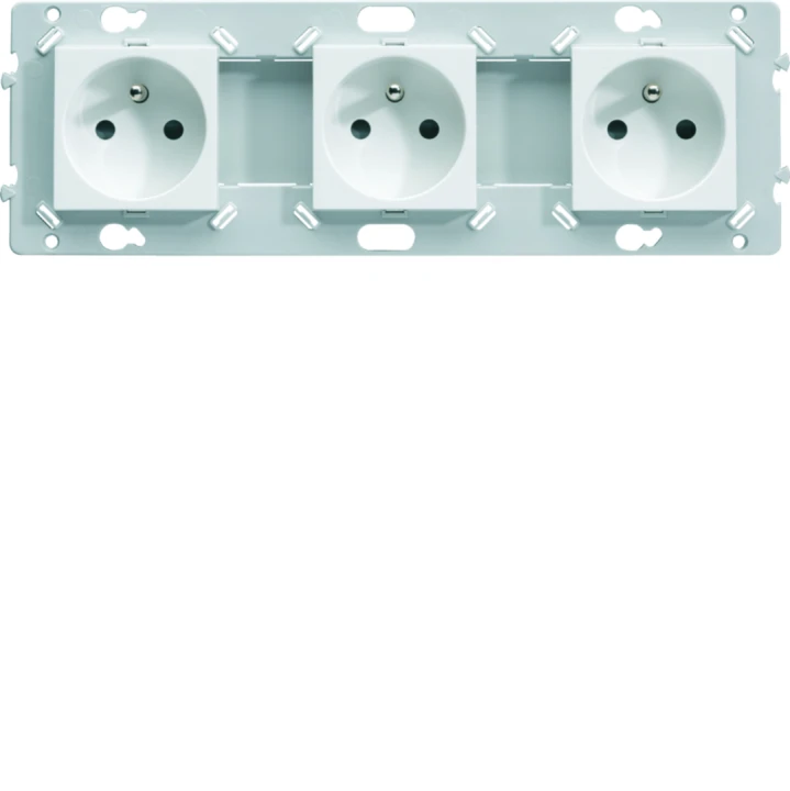 Prise triple Essensya 2P+T Pré cablées Pure