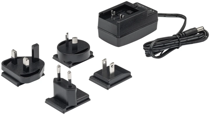 Chargeur universel à fiche